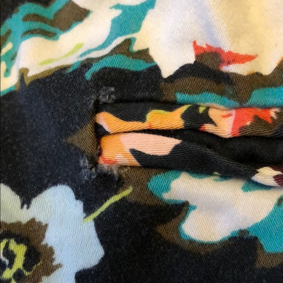 2/$15 H&M Floral Print Cropped Pant - Picture 2 of 5